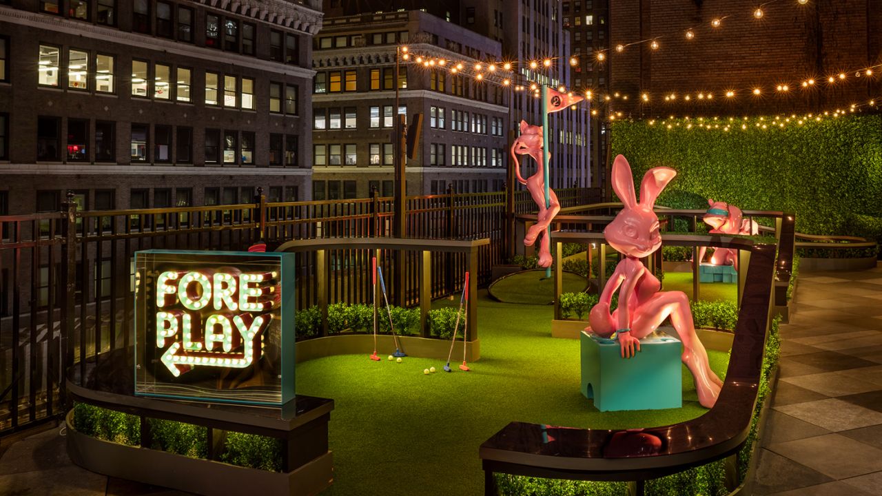 Magic Hour Rooftop Bar & Lounge - Foreplay Mini Golf