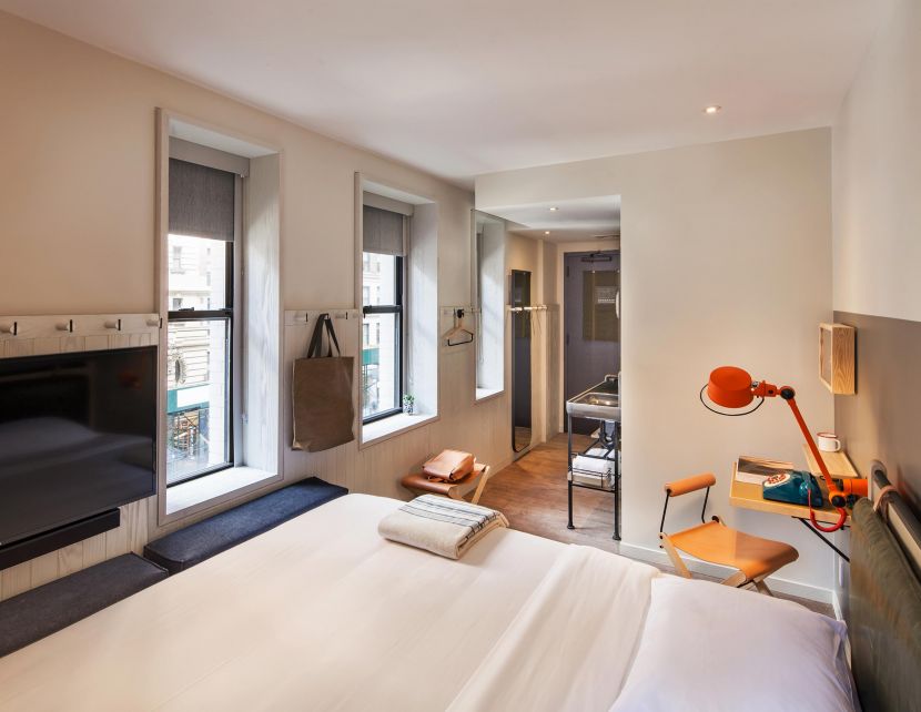 Corner King Bedroom
