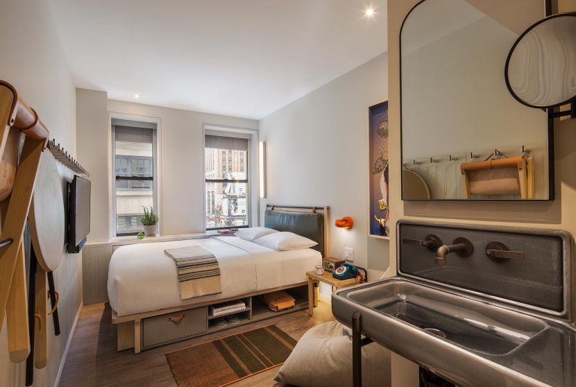 Queen Bedroom
