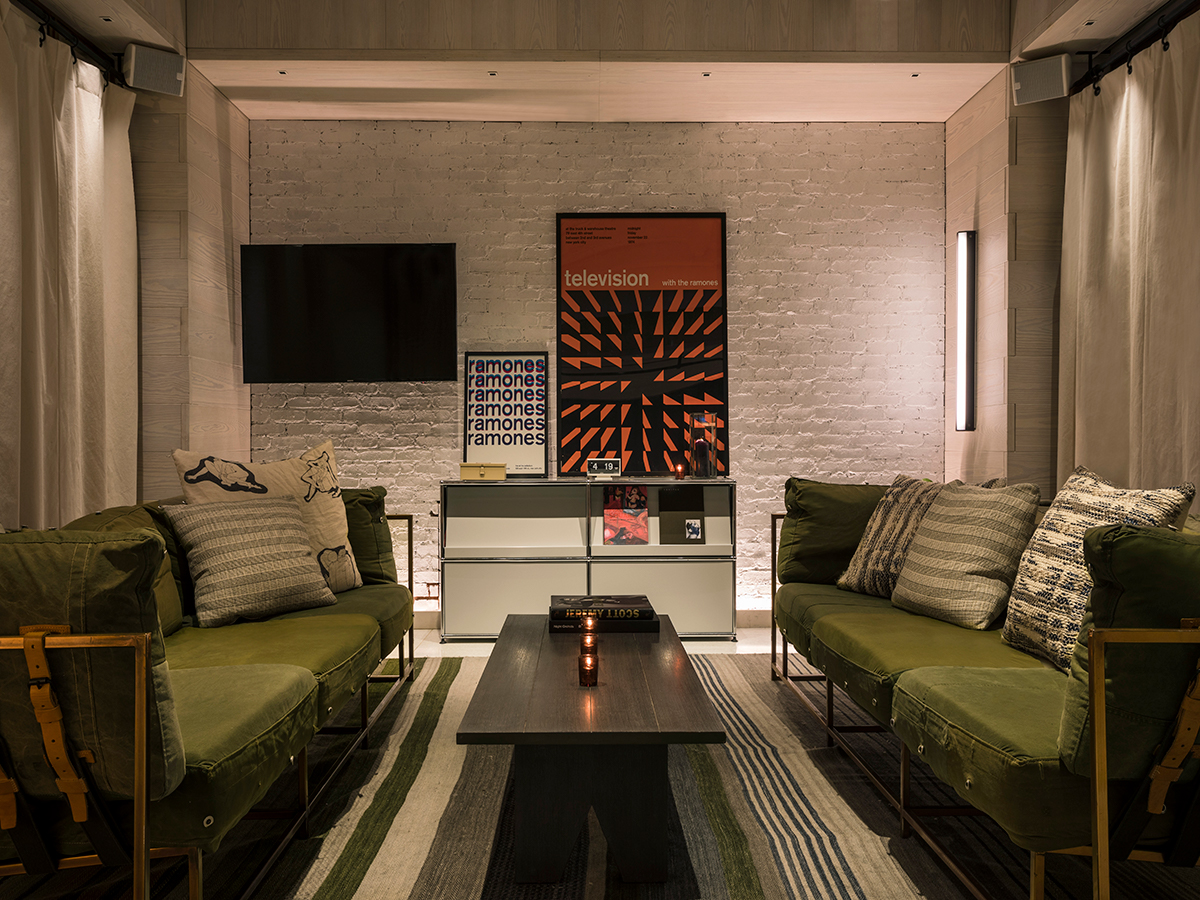 Meeting Studio 2